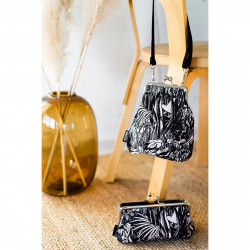 Moomin Vinssi Long Strap Purse Ruby